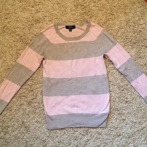 XS Mossimo Light Weight Sweater